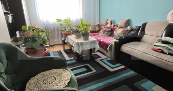 Apartament 2 camere de vanzare, 48 mp, zona Rasnov