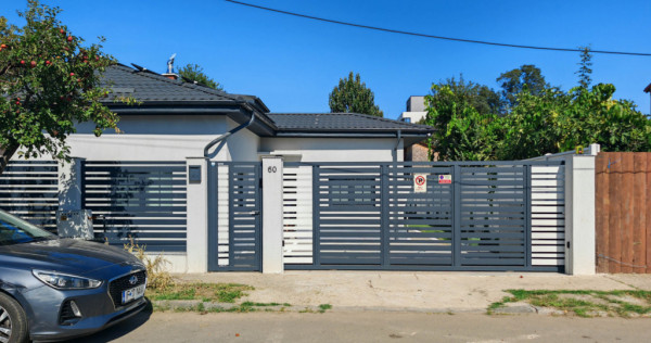 Casa cu panouri fotovoltaice