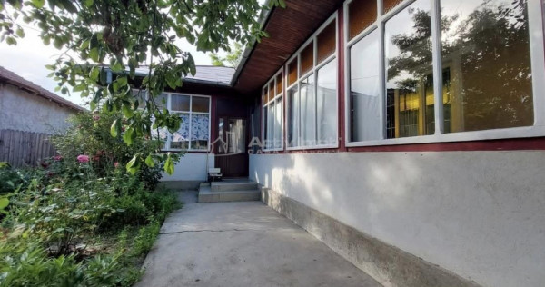 Casa 135 mp, teren 2621 mp, Mihailesti