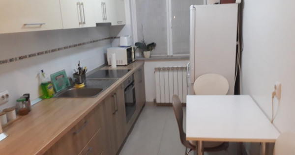 Inchiriez apartament 2 camere decomandate Ciresica