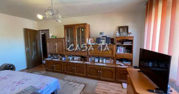 Apartament 3 Camere, Etaj 4 (cu acoperis), Bd. Ecaterina Teo