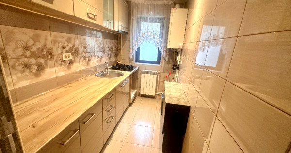 Apartament 2 camere,zona Neptun,etaj 1