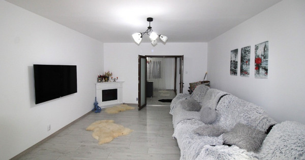 Apartament 3 Camere Decomandat | Bloc 1990 | Zona Nae Leonard (S-uri)