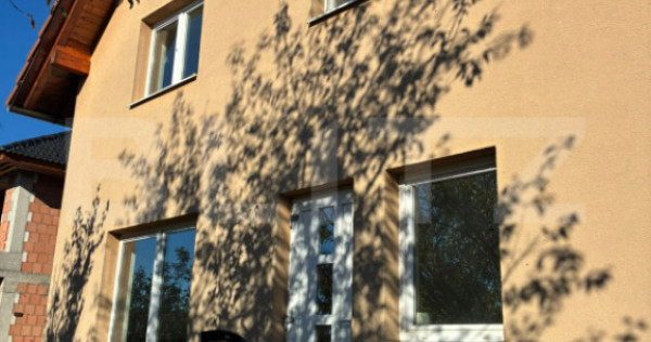 Casa vanzare, 282 mp utili, teren 600 mp, zona Poiana - Turd