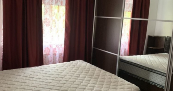 Apartament cu 3 camere de inchiriat in zona Spitalului Judetean