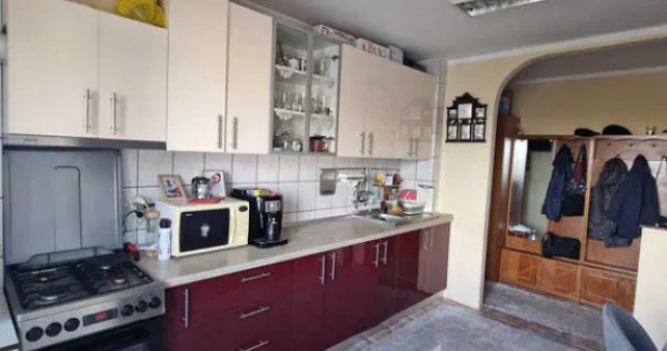 2 camere decomandate | 50 mp | &Icirc;ntre Lacuri&ndash;Iulius Mall??