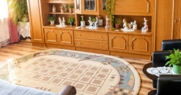Apartament 2 camere, decomandate, etaj intermediar, Mănăș