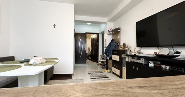 Apartament la pret de garsoniera cu gradina de 35mp + parcar