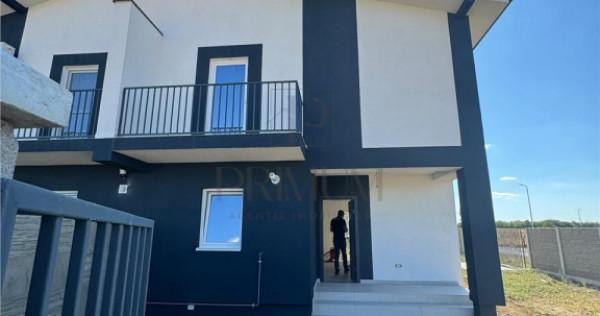 DUPLEX PE ETAJ 3 DORMITOARE BUCATARIE INCHISA TEREN 400 MP Z