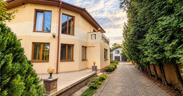 Spatiu cu personalitate: Vila pretabila pentru centru educat