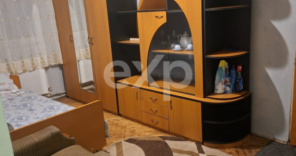 Vanzare garsoniera Razboieni