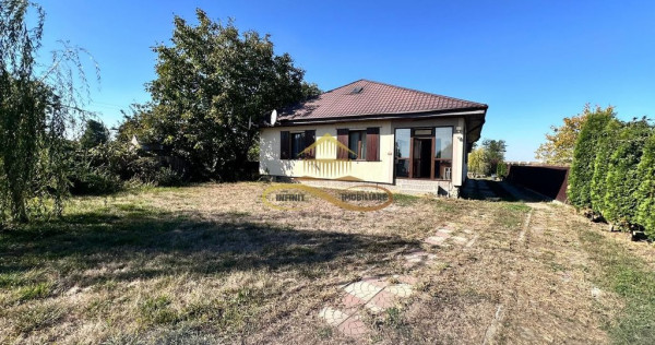 De vanzare casa 4 camere Siretu Saucesti