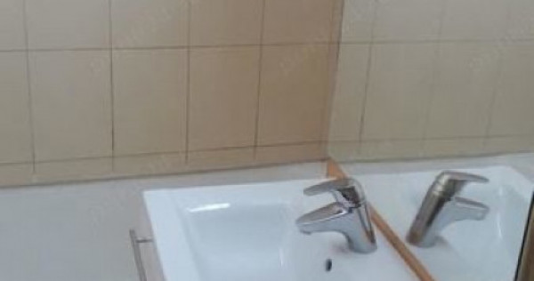 Decebal muncii etaj 5