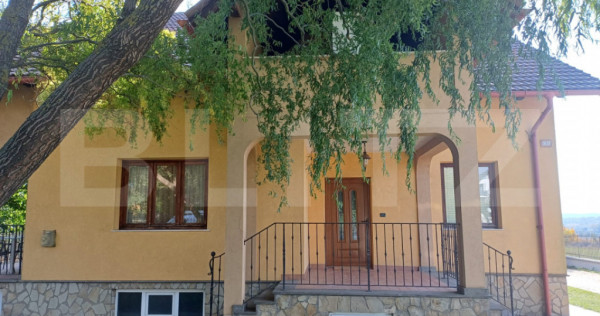 Casa de inchiriat, 150 mp, Plopeni