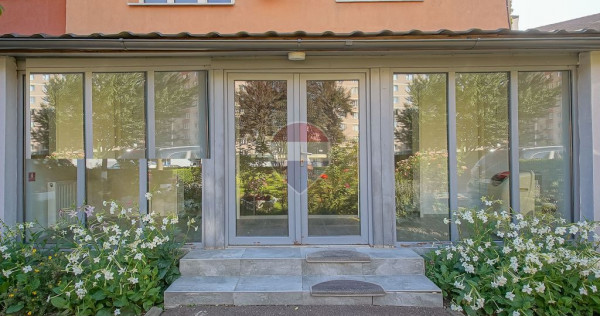 Spațiu comercial de v&acirc;nzare &ndash; Calea București nr. 101, Brașov