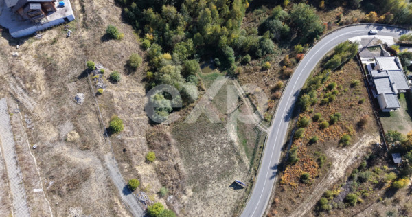 Teren intravilan de 994 mp cu autorizație de construire &ndash;