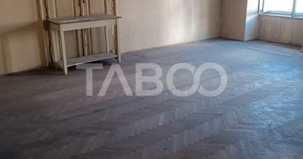 Apartament cu 2 camere in Centru Cluj Napoca de inchiriat