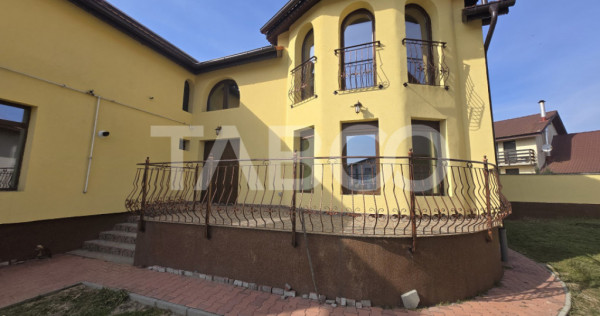 Casa noua de inchiriat 5 camere 200mp si Garaj zona Tineretu