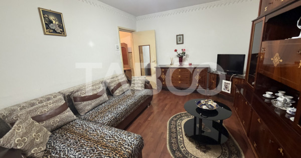 Apartament decomandat 2 camere parter boxa la subsol zona 1