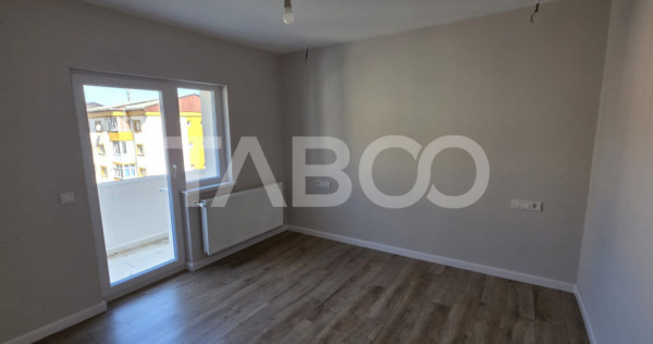 Apartament cu 3 camere central ultrafinisat de vanzare in Se