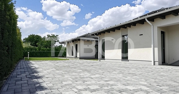 Casa noua de lux model deosebit de vanzare in Sebes