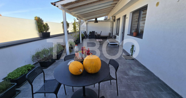 Penthouse 4 camere mobilat 2 bai 2 parcari terasa 72 mp Turn
