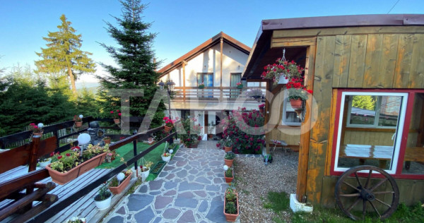 Pensiune de vanzare 10 camere 10 bai 343 mp utili Paltinis S