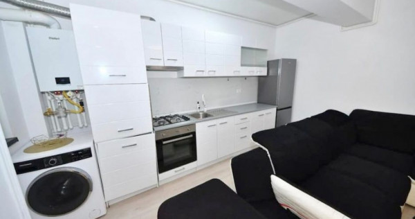 De inchiriat apartament 2 camere, bloc Flamingo, etaj 3, 500 euro