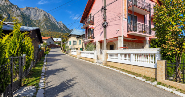 De v&acirc;nzare pensiune turistică &icirc;n Bușteni cu 8 camere | 7