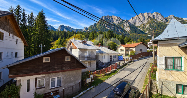 Proprietate turistică cu 8 camere | 700 m de P&acirc;rtia Kalind