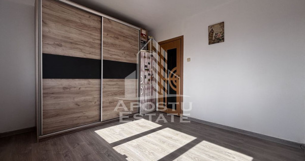 Garsoniera de vanzare, boxa, zona UMT, Timisoara