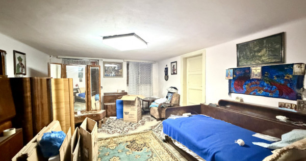 Apartament central, 2 camere, 56 mp utili, demisol - Zona Pr
