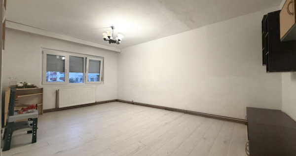 Apartament 3 camere, 70mp utili, parter, renovat - Zona D&acirc;