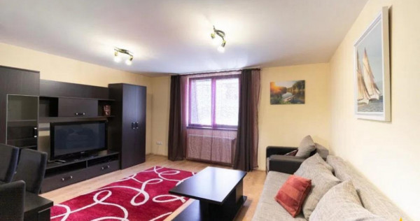 Apartament cu 3 camere, zona 7 Noiembrie