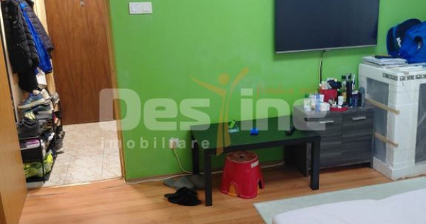 APARTAMENT 2 CAMERE SEMIDECOMANDAT