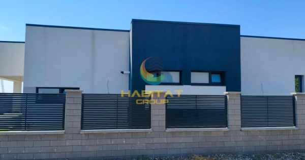 Casă cubistă parter, 129mp utili, cameră tehnică, curte 508mp cu gazon