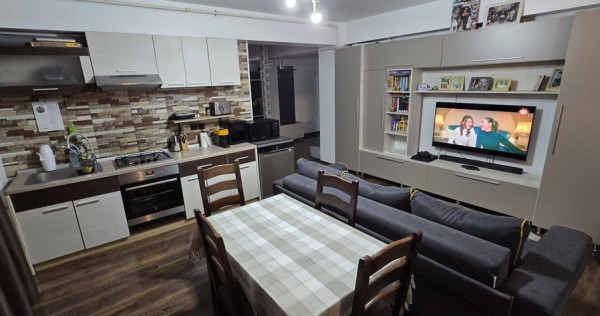 Apartament 3 camere zoma Km 5