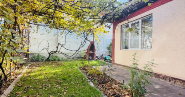 Casa cu 2 camere, 451 mp teren, zona Turda Noua