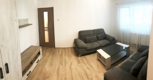 Apartament renovat 2 camere zona Boul Rosu