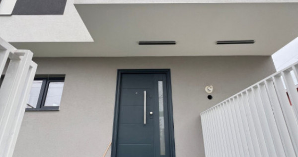 Casa P+1, situata in zona PALAZU MARE