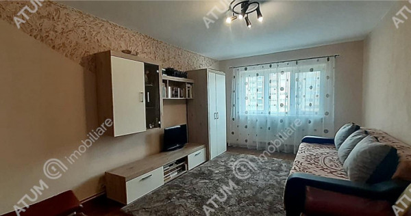 Apartament cu 2 camere decomandate in zona Mihai Viteazul