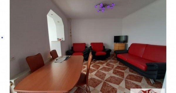 Apartament trei camere in Alba Iulia zona Cetate