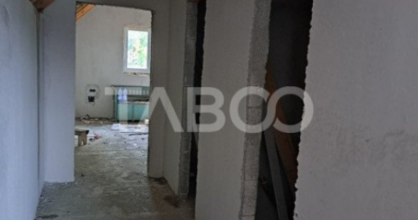 Casa de vanzare individuala 500 mp teren gradina Sibiu zona