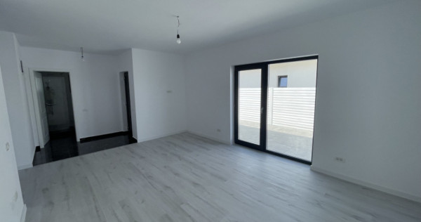 Clinceni, Putul Olteni, 4 camere, parter, 400mp, utilitati.