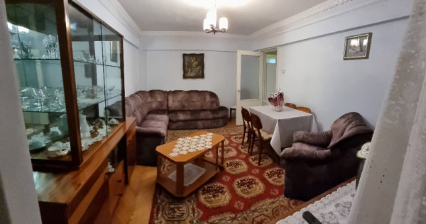 Apartament patru camere mobilat utilat CT langa biserica SfantuDumitru