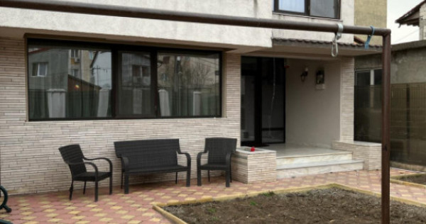 Casa rezidențială 5 camere 230mp curte 200mp KM5 șoseaua