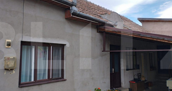 Casa mobilata utilata, 4 camere, 93 mp utili, 297 mp teren,