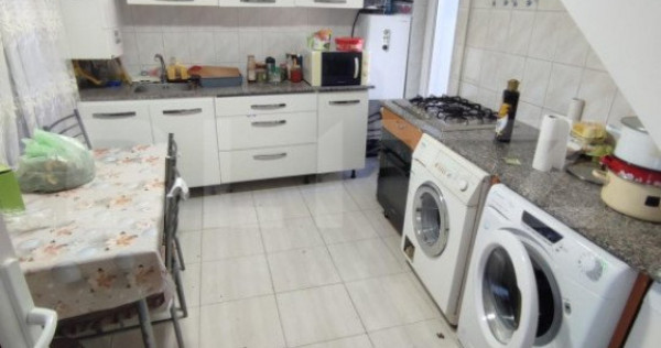 Ocazie! Doua case individuale &icirc;n aceeasi curte &icirc;n Radauti