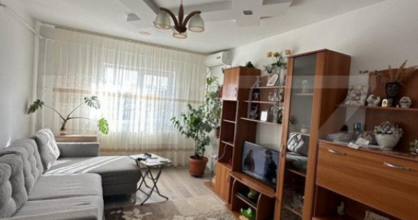 Apartament 3 camere, decomandat 57mp, Mihai Bravu