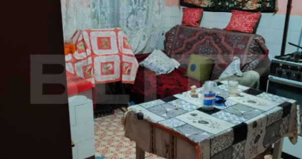 Casă 4 camere , zonă liniștită